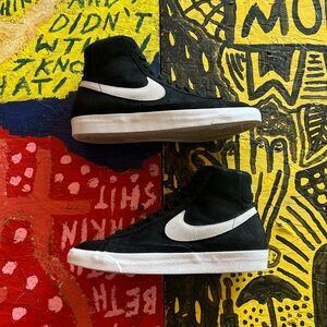 Nike Blazers Mid ‘77 Suede “Black Dust” - (CI1172 002) M8.5 / W10